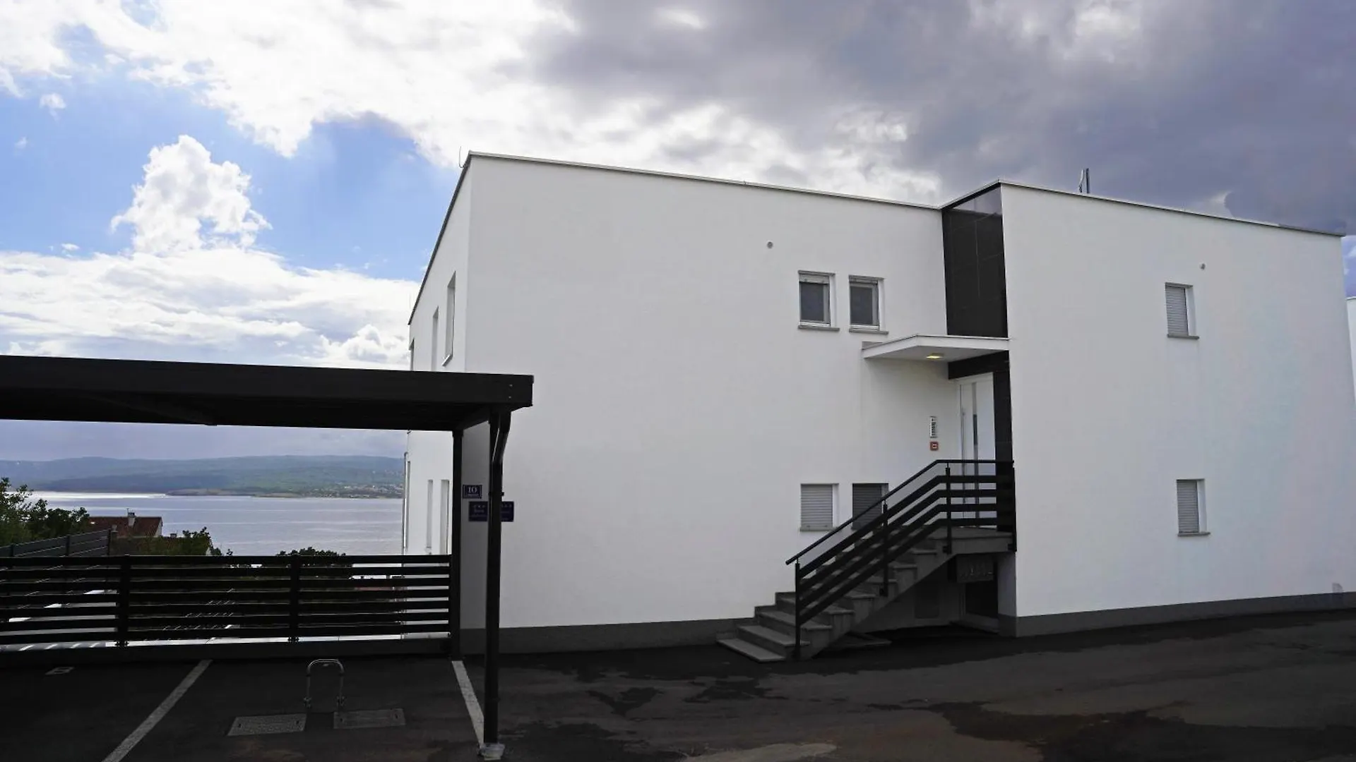 Sobol Apartments 'Navis' With Private Jacuzzi Crikvenica 0*,